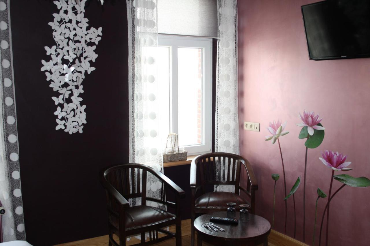 Orivage Bed and Breakfast Annevoie-Rouillon Exterior foto